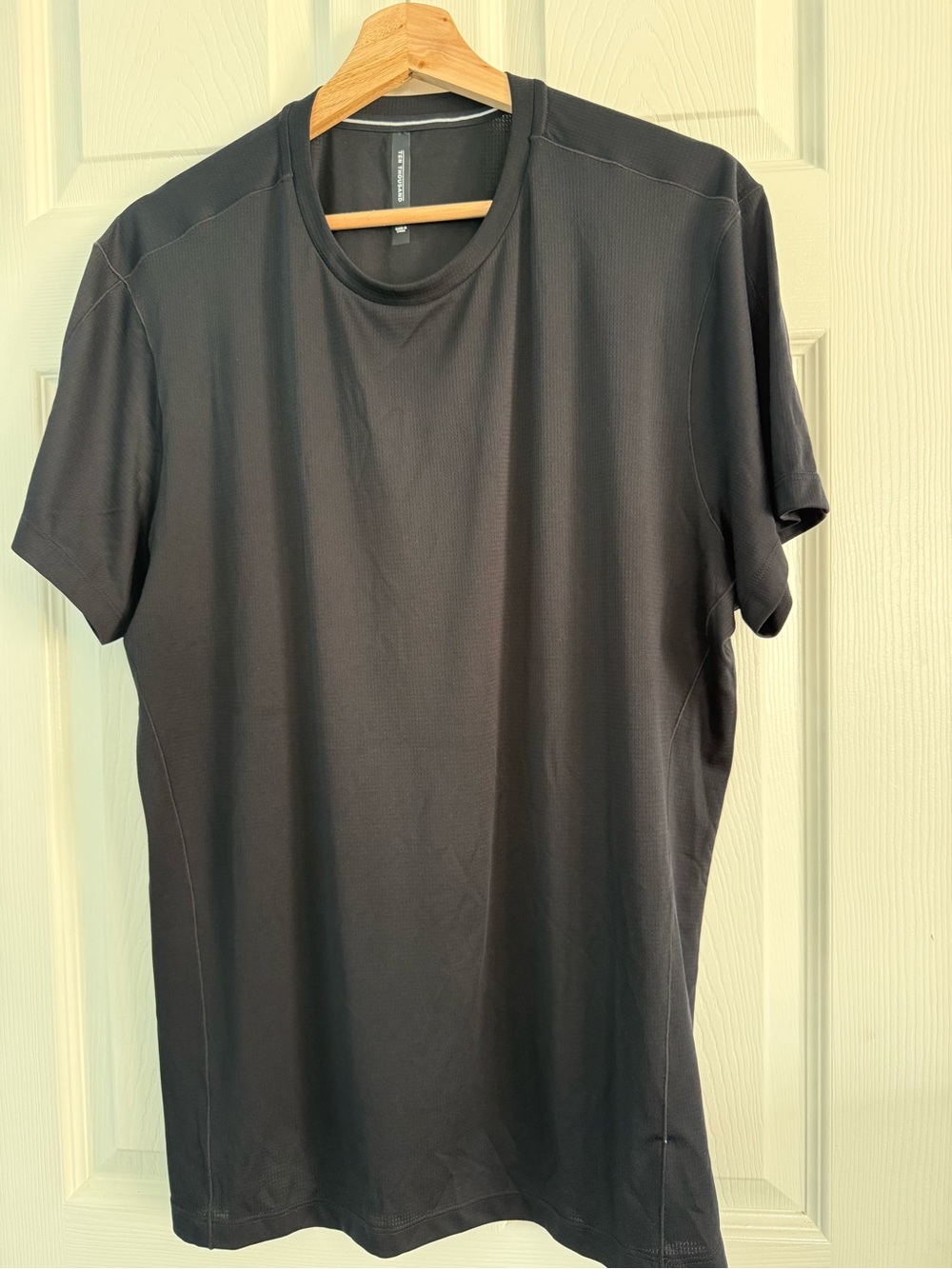 Ten Thousand Lightweight Tee Shirt Short Sleeve Black NEW Large L